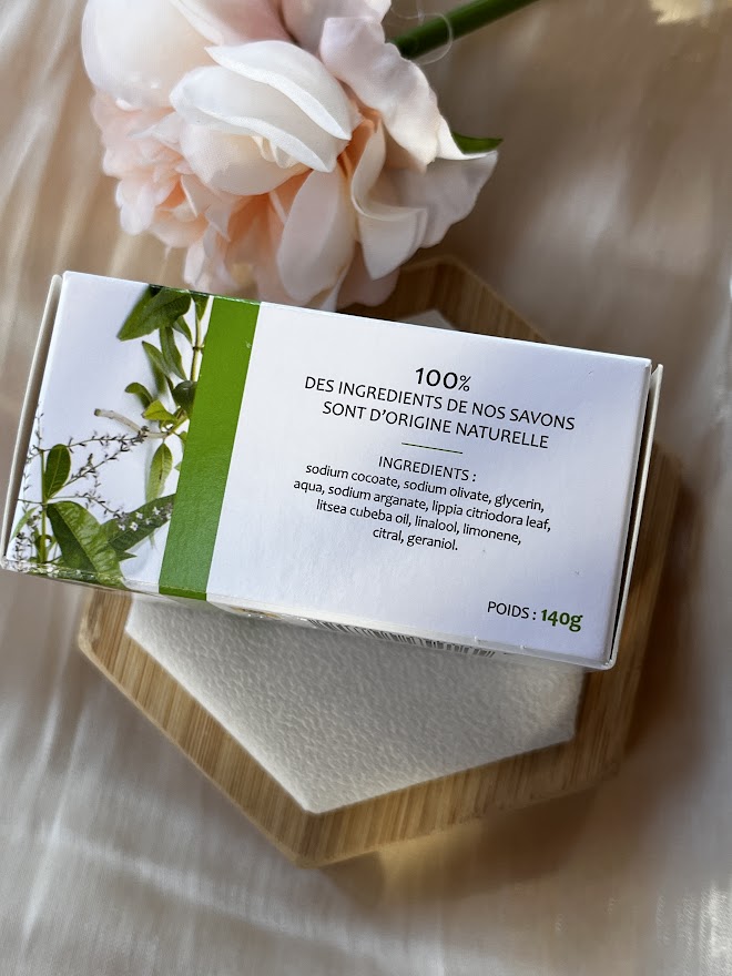 Savon Artisanal avec Pierre Naturelle : 99% Ingrédients Naturels