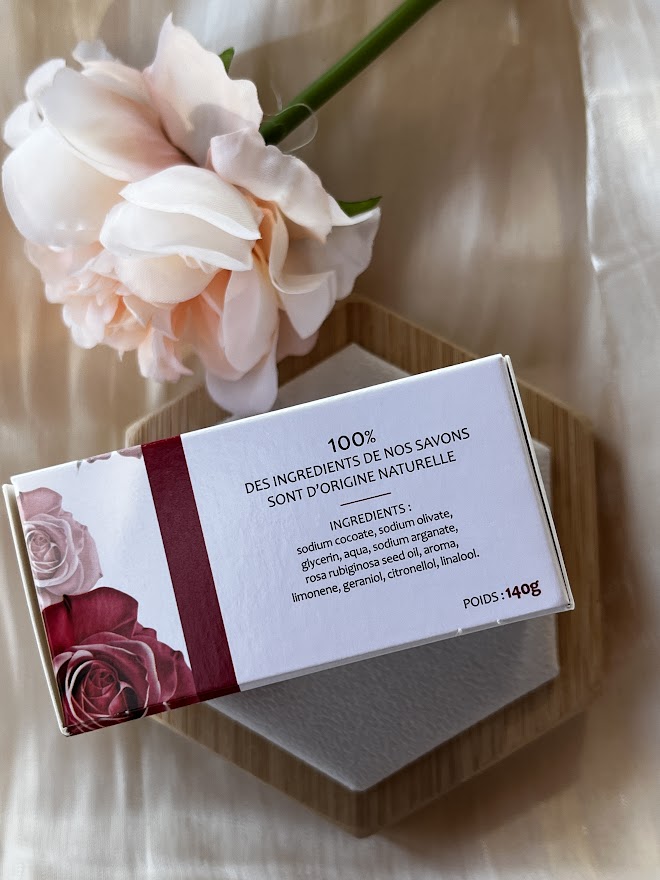 Savon Artisanal avec Pierre Naturelle : 99% Ingrédients Naturels