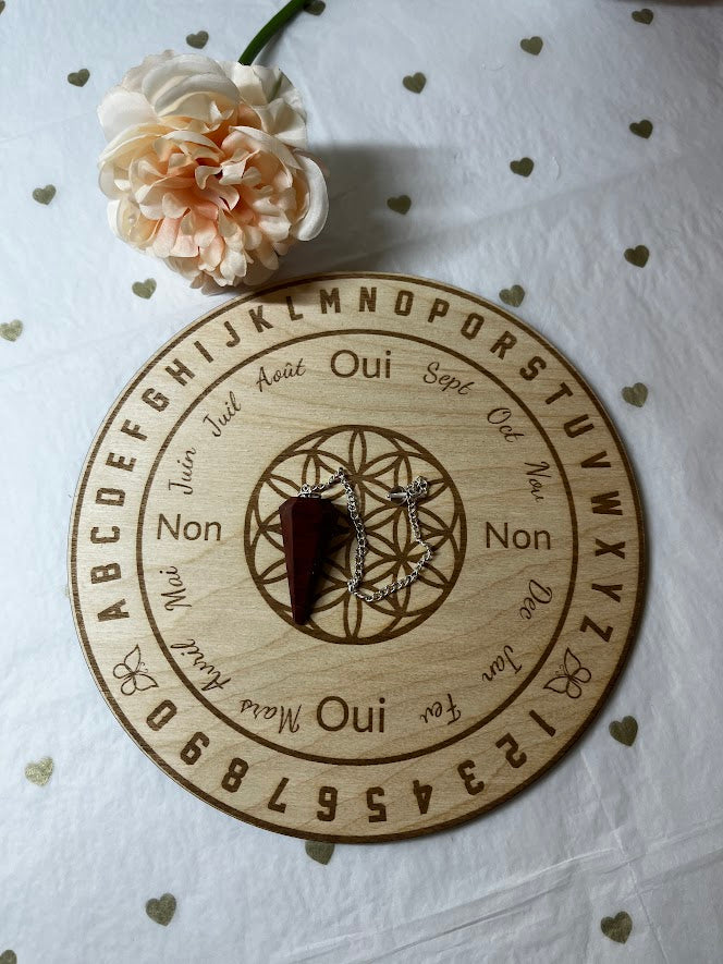 Plaque de pendule divinatoire en bois gravé : personnalisé Fleur de Vie