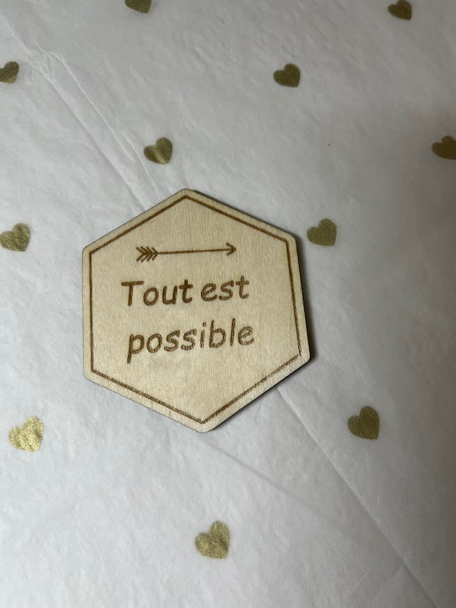 Aimant en bois Mantra positif