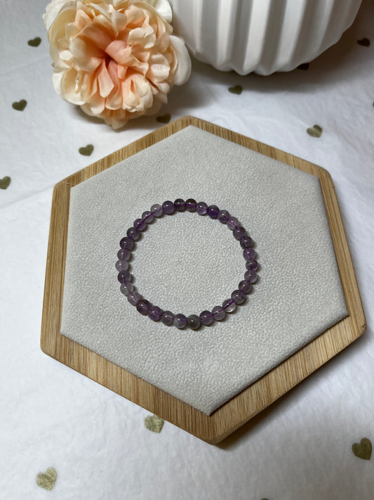 Bracelet Améthyste Brésil (6mm) : Spiritualité & Purification Puissante