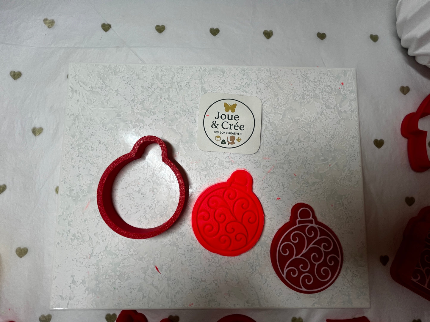 Kit « Noël Magique » 6 emporte-pièces doubles(découpe + embossage)
