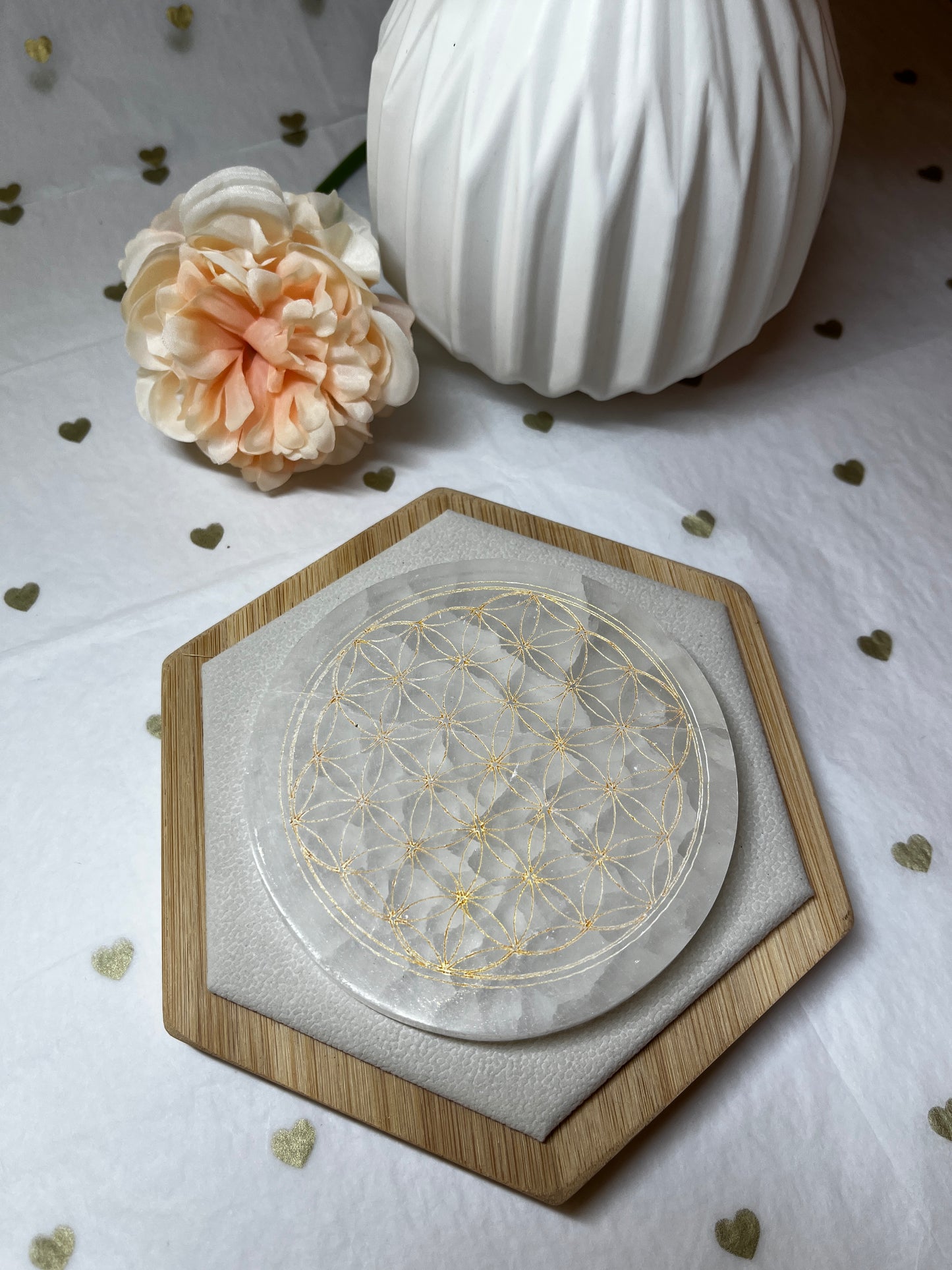 Plaque en Sélénite Fleur de Vie ( 10cm) : Purification & Rechargement