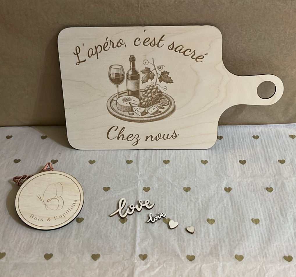 Planche Apéro Personnalisée en Bois