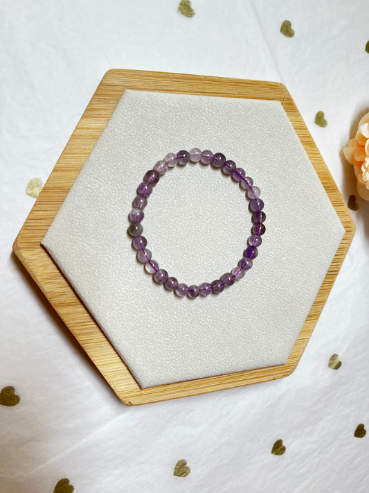 Bracelet Améthyste Brésil (6mm) : Spiritualité & Purification Puissante