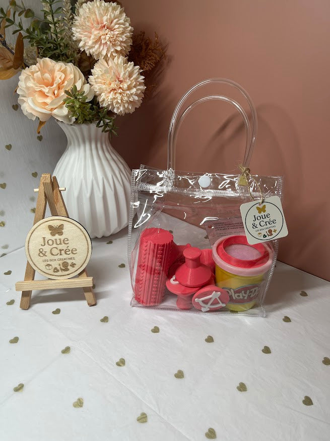 Box pâte à modeler "Cœur Magique"