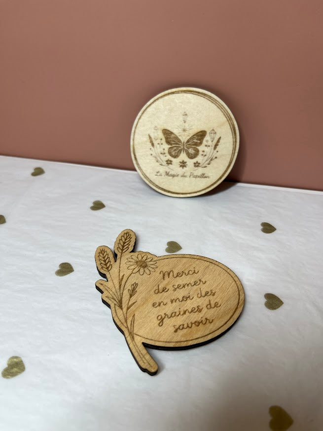 Aimant en bois gravé personnalisé