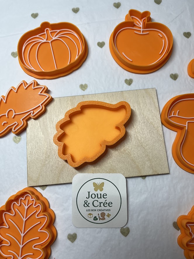 Kit “Forêt d’Automne” 8 emporte-pièces double