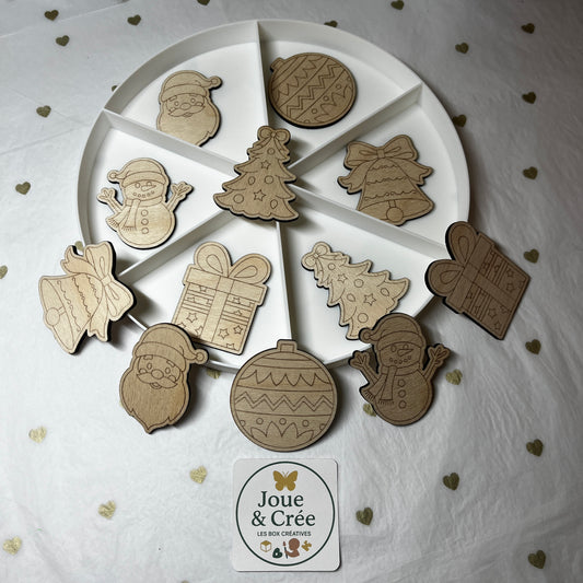 Formes de Noël à trier, Kit de 12 pièces en bois
