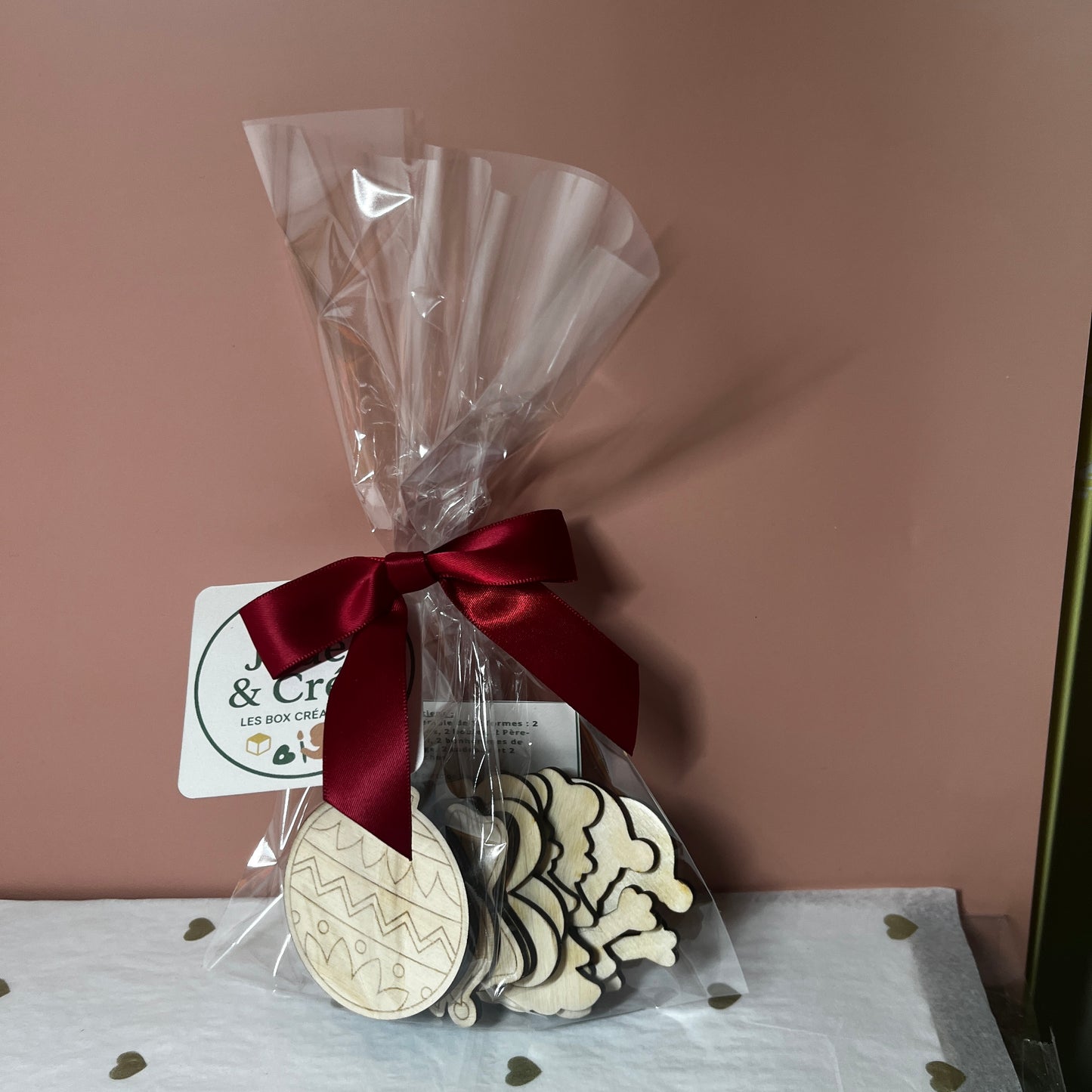 Formes de Noël à trier, Kit de 12 pièces en bois