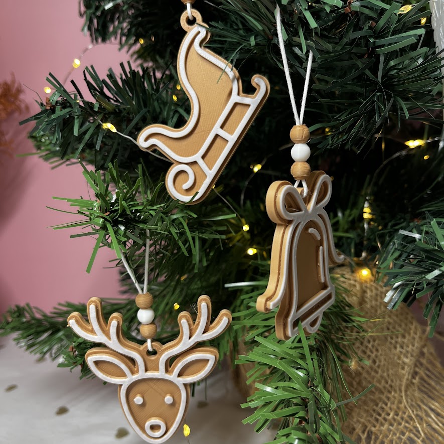 Lot de 18 ornements de Noël Collection : "Pain d’Épice"