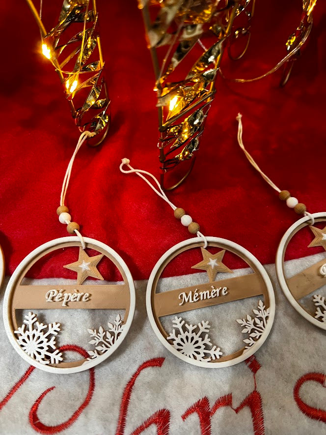 Boule de Noël personnalisée : Modèle au choix