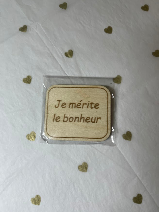Aimant en bois Mantra positif