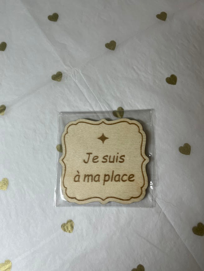 Aimant en bois Mantra positif