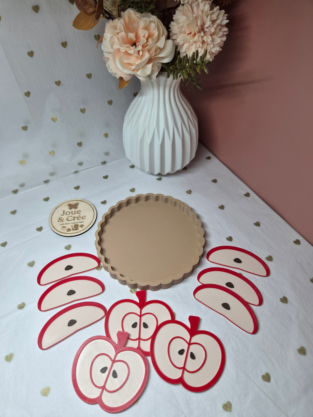 Tarte aux Pommes :
Jeu d'imitation & découverte