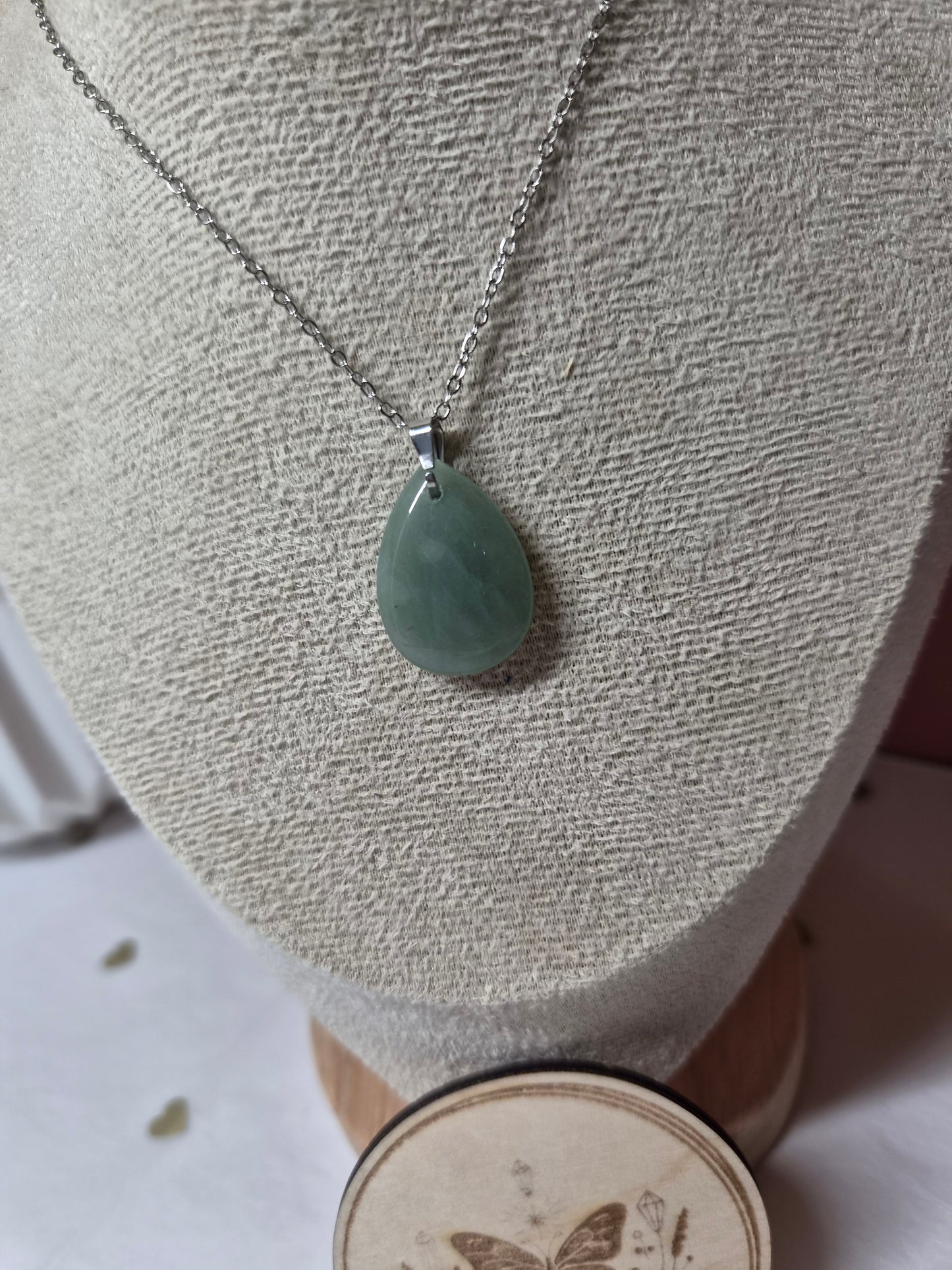 Collier Pendentif Goutte Pierre Naturelle