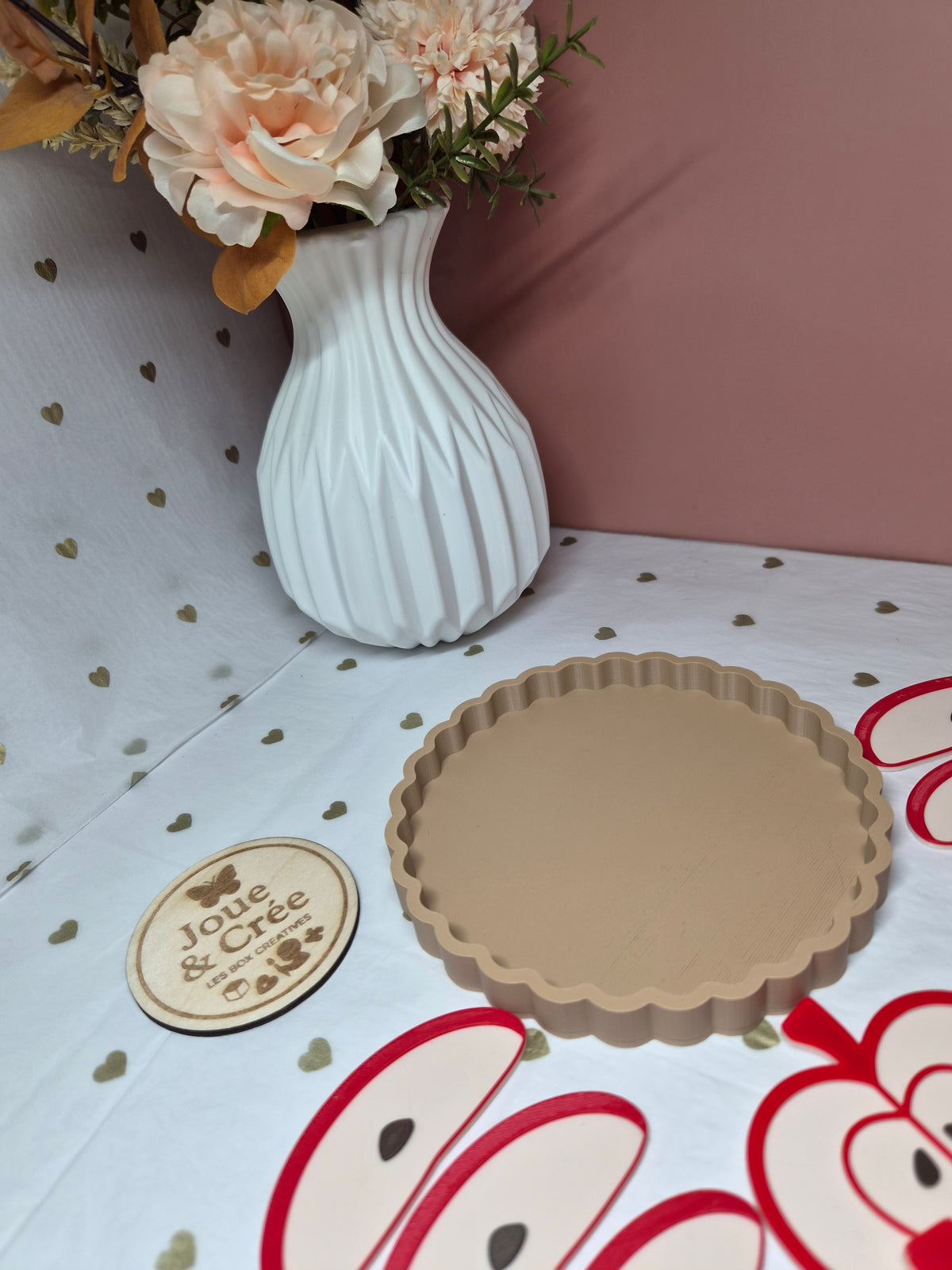 Tarte aux Pommes :
Jeu d'imitation & découverte